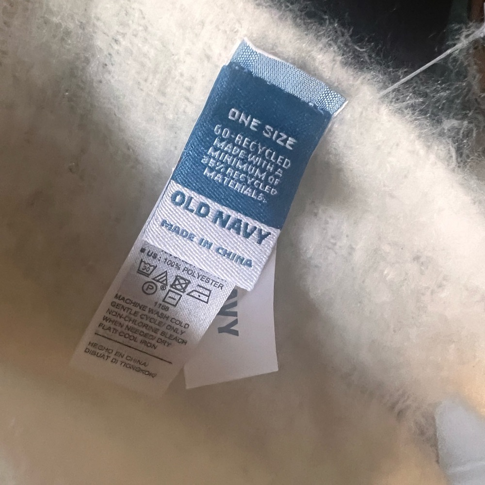 Old Navy Blanket Scarf NWT Neutral Tones Gray Cream White - Picture 4 of 5
